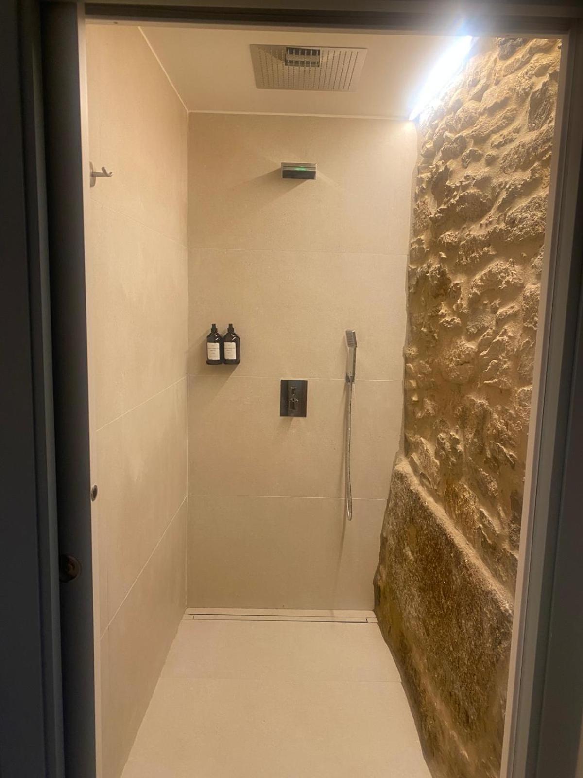 Luar Do Sarela & Suites Conjo 외부 사진
