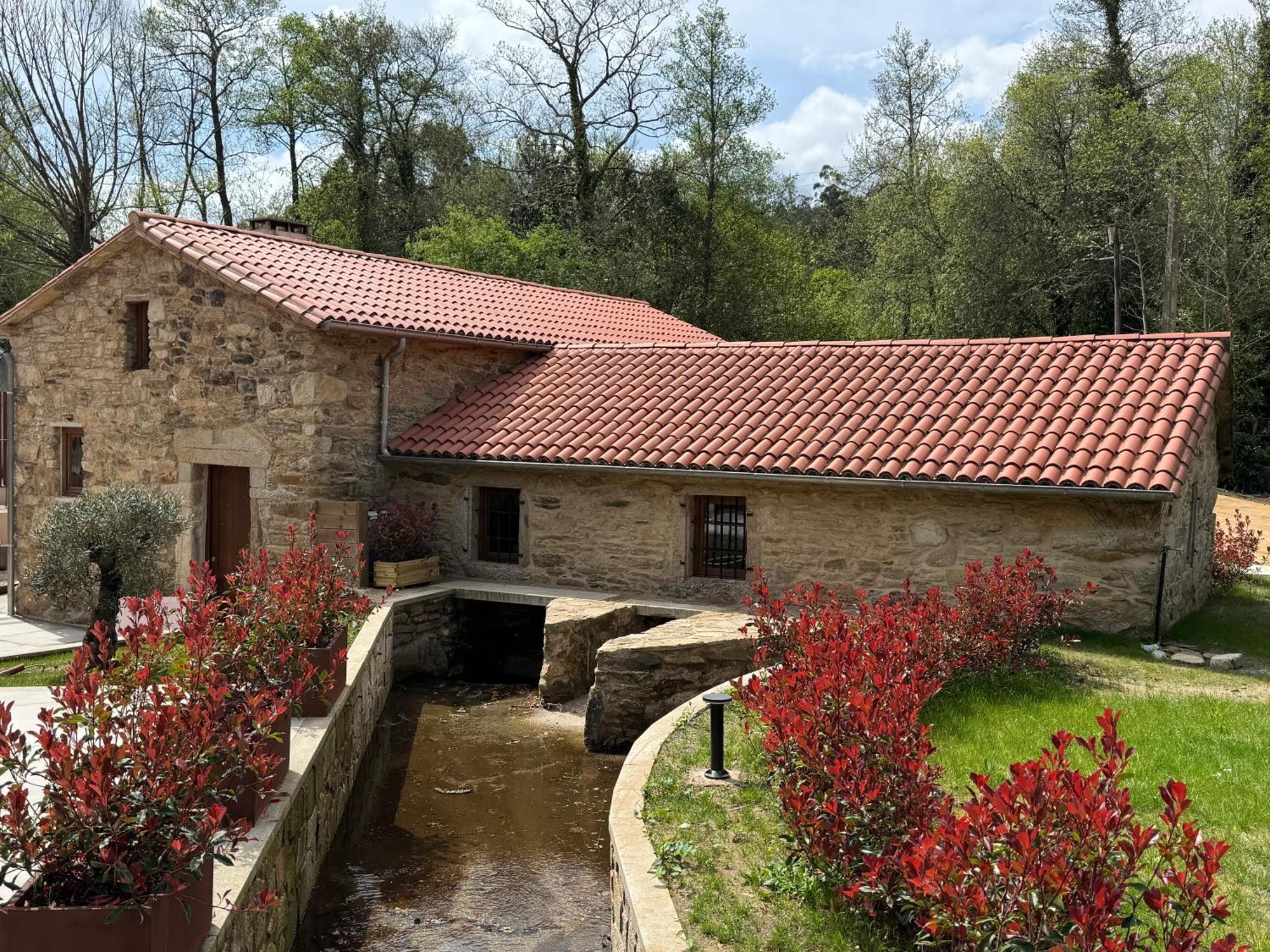 Luar Do Sarela & Suites Conjo 외부 사진